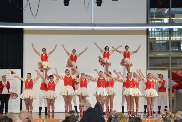 27-4-2013sitzball-dm073