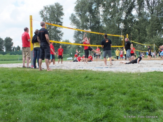 2014-8-13beachina043