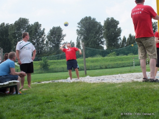 2014-8-13beachina047