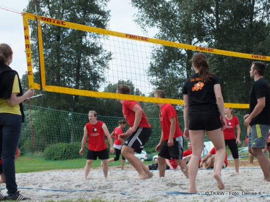 2014-8-13beachina052