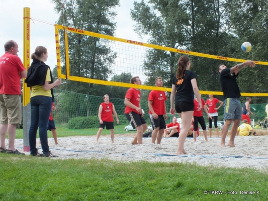 2014-8-13beachina053