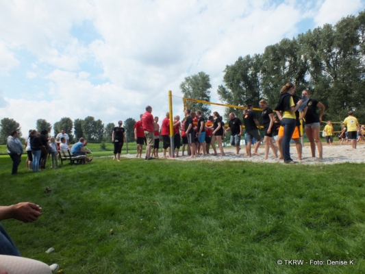 2014-8-13beachina058