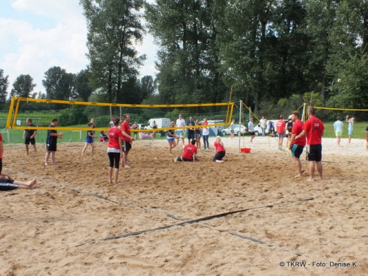 2014-8-13beachina071