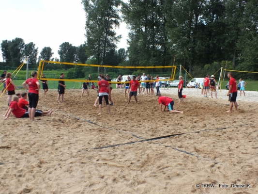 2014-8-13beachina073