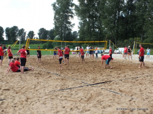 2014-8-13beachina083